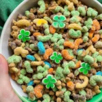 Leprechaun-Snack-Mix-Sweet-Salty-St.-Patricks-Party-Mix-Recipe