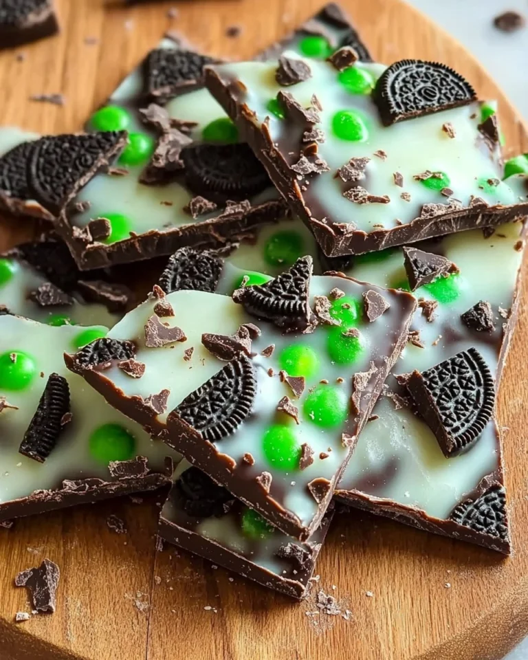 Mint-Oreo-Chocolate-Bark-Recipe