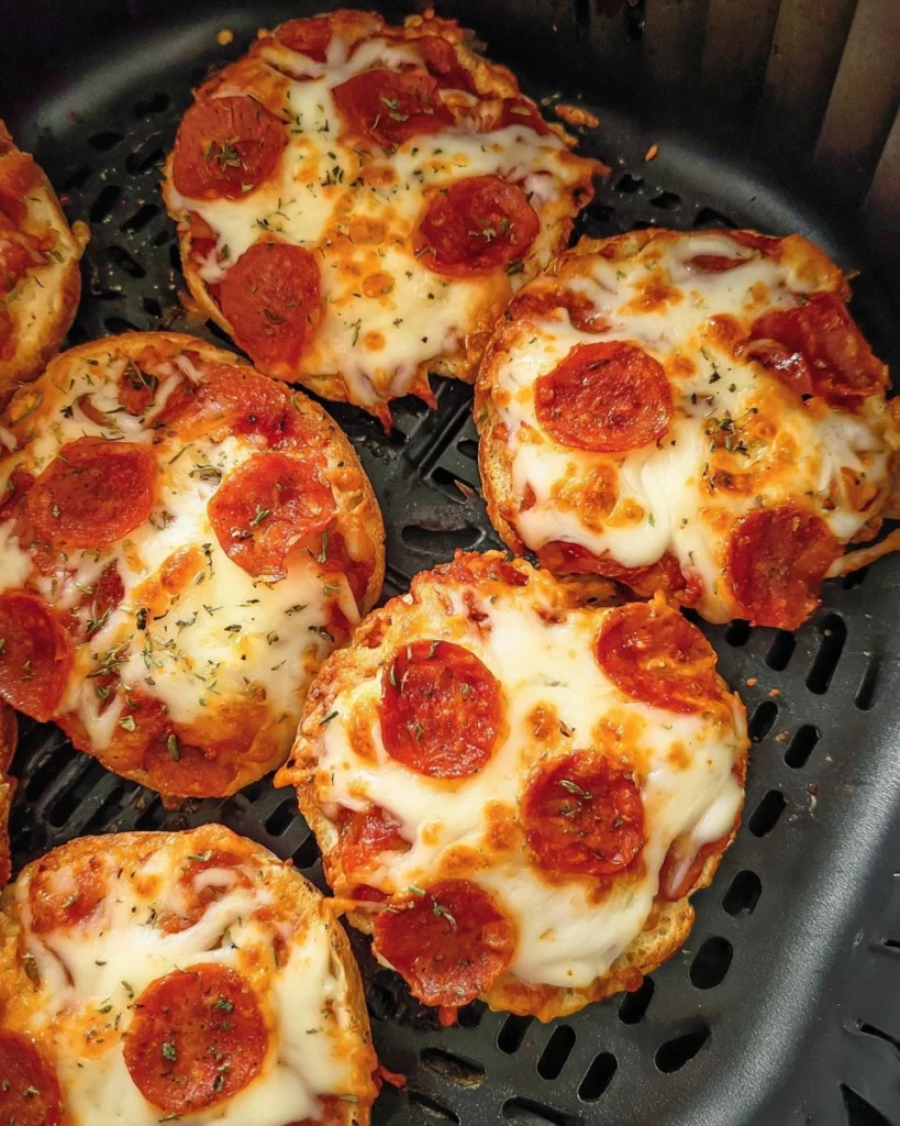 Air-Fryer-Bagel-Pizza-Recipe