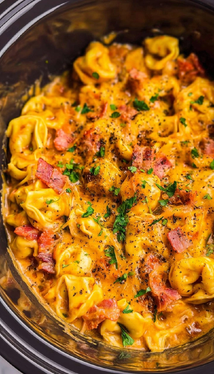 Crockpot Bacon Cheeseburger Tortellini